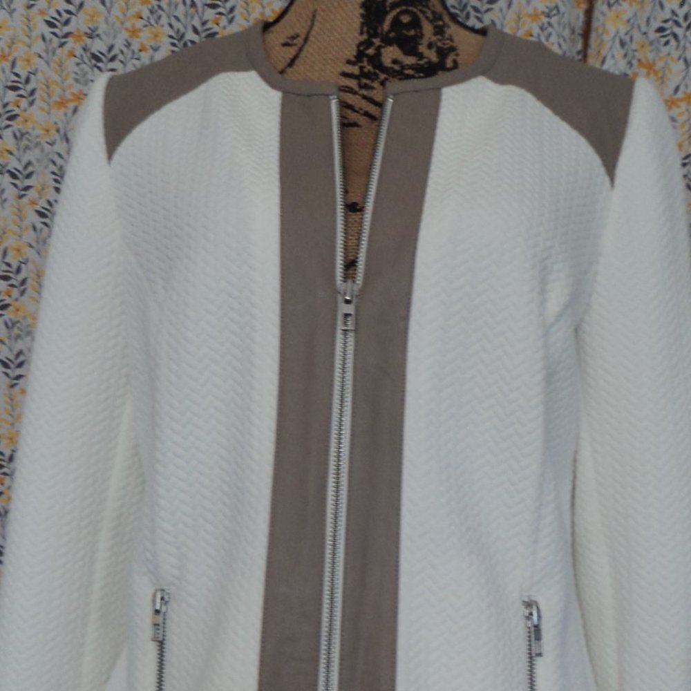 Moto Jacket - Picture 4 of 9